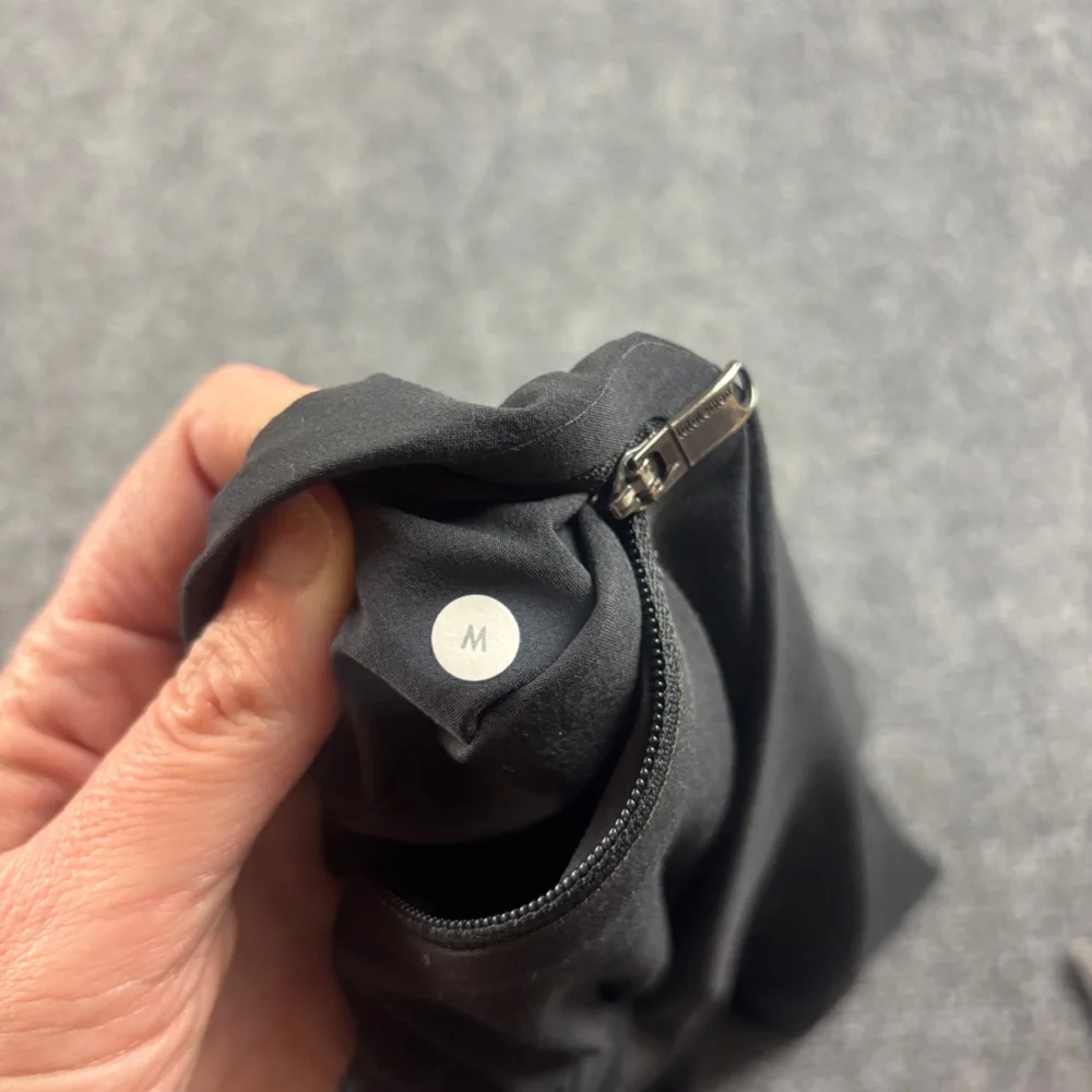 Lululemon Men’s Black Surge Short 6” Lined Athletic Shorts Size: Medium - Picture 8 of 9
